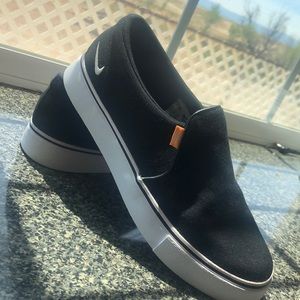 NEW BLACK AND WHITE NIKE COURT ROYAL SLIP-ONS!!!